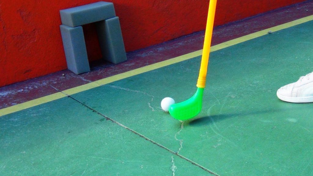 Como Jogar Mini Golf: Dicas E Regras Para Iniciantes